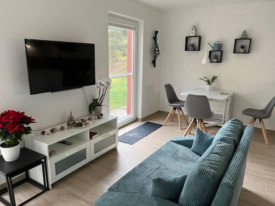 Neu Sanierte Wohnung Fuer 2-4 P Eschwege Luaran gambar
