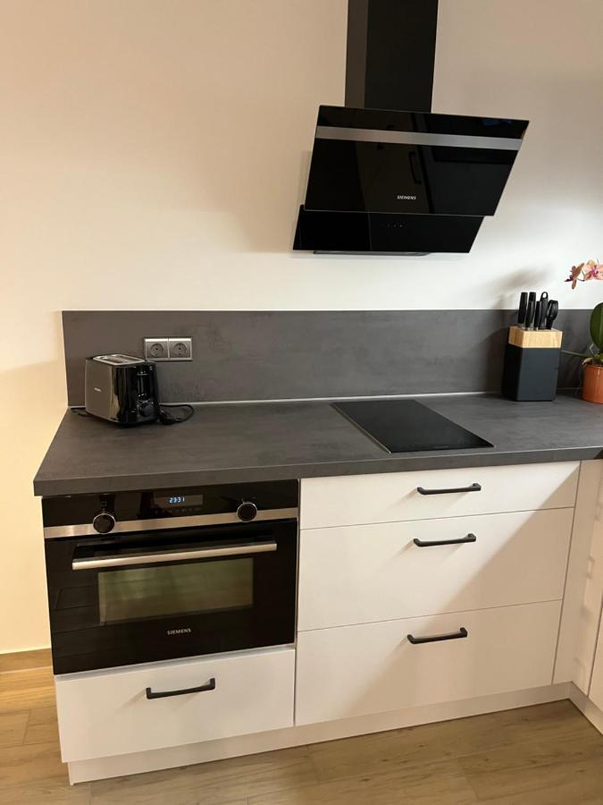 Neu Sanierte Wohnung Fuer 2-4 P Eschwege Luaran gambar