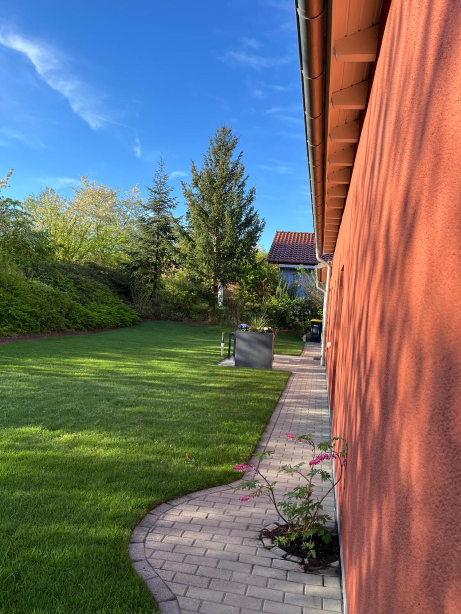 Neu Sanierte Wohnung Fuer 2-4 P Eschwege Luaran gambar